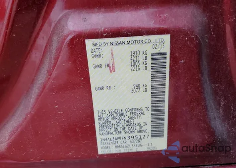 2015 Nissan Altima 2.5 z USA, uszkodzony, nr VIN 1N4AL3AP9FN395127